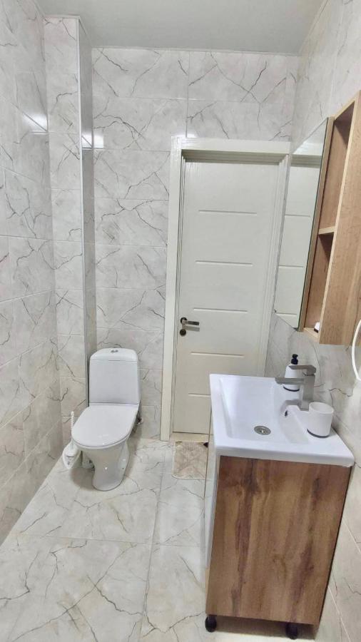 Guest House Nima クタイシ エクステリア 写真