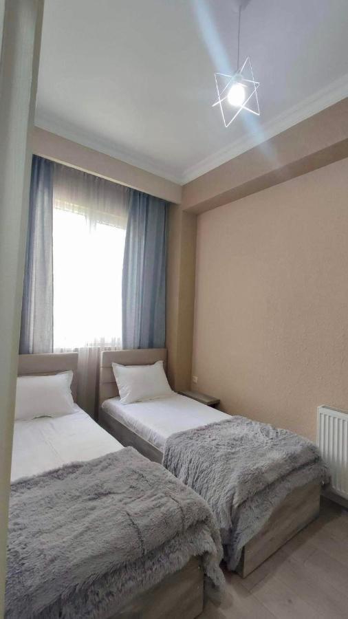 Guest House Nima クタイシ エクステリア 写真