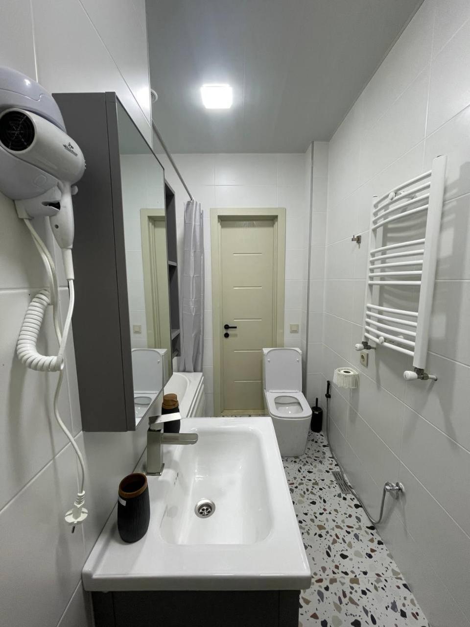 Guest House Nima クタイシ エクステリア 写真
