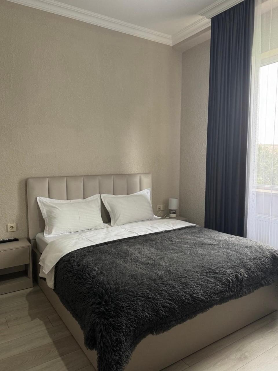 Guest House Nima クタイシ エクステリア 写真